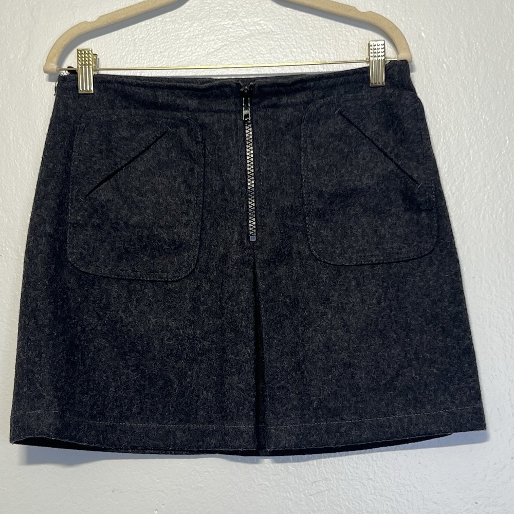Gap Women's‎ SZ 8 Virgin Wool/Nylon Pocket Front Gray Knit Mini Skirt